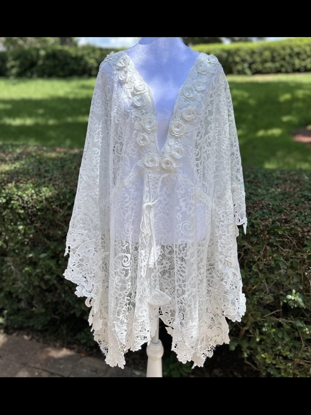 Antica sartoria Elegant White Lace Swim Cover-Up NWT O/S - Picture 2 of 10